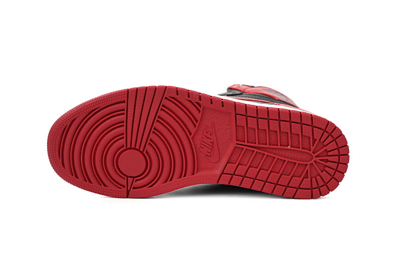 【CA1K6】禁穿 纯原版乔丹1代 篮球运动鞋 Air Jordan 1 High “Banned” 555088-001