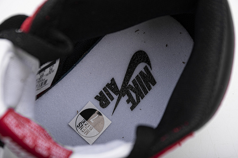 【CA1K6】芝加哥 纯原版乔丹1代篮球运动鞋555088-101 Air Jordan 1 High OG Chicago