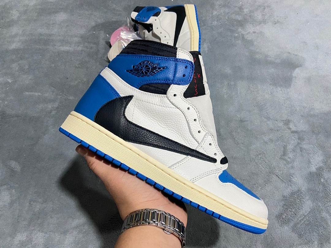 【CA3XP】闪电高帮 XP版乔丹1代篮球鞋 DH3227-105 Fragment x Travis Scott x Air Jordan 1 High OG Military