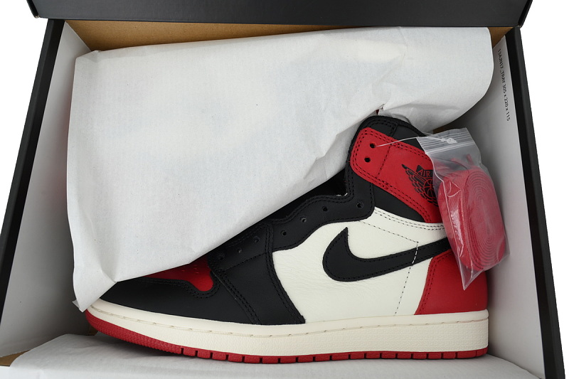 yupoo_335773_1abd2e46.jpg 【CA3XP】黑红脚趾 XP版乔丹1代Air Jordan 1 High OG “Bred Toe”555088-610