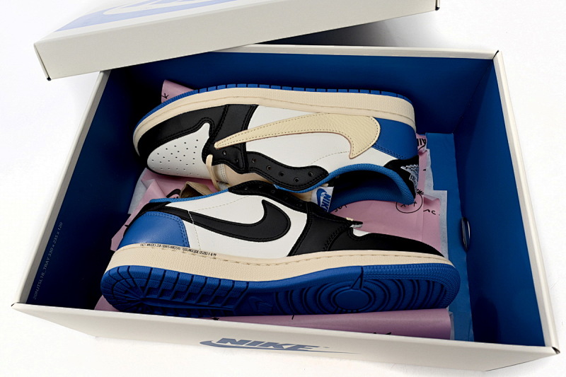yupoo_335835_bf1efb37.jpg 【CA1XP】闪电2.0 XP版乔丹1代低帮 DM7866-140 Travis Scott x Fragment Design x Air Jordan 1 Low