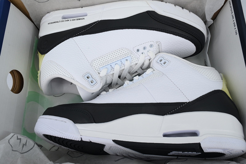 yupoo_336594_7e4f78b0.jpg 【DA0RN】AJ3白藤原浩 RN版乔丹3代 DA3595-100 Fragment Design x Air Jordan 3 Black White