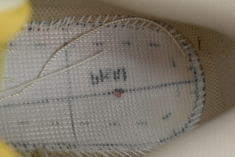 yupoo_337332_37d838e4.jpg 【CA7XH】渐变笑脸 头层乔丹3代篮球鞋 FN0344-901 J Balvin x Air Jordan 3 White Blue Red