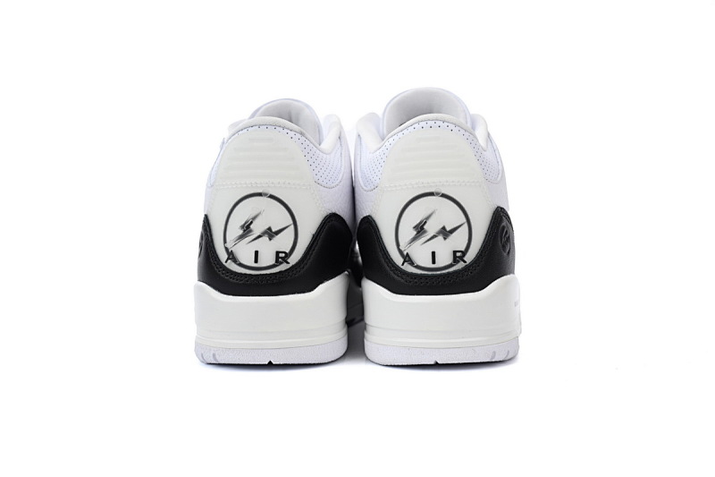 【DA0OG】乔3白 OG版乔丹3代篮球鞋 DA3595-100 Fragment Design x Air Jordan 3 Black White
