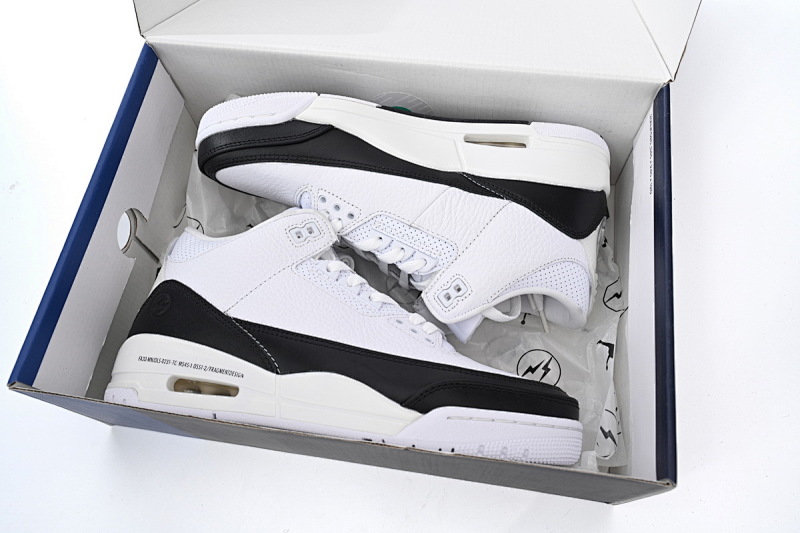 【DA0OG】乔3白 OG版乔丹3代篮球鞋 DA3595-100 Fragment Design x Air Jordan 3 Black White