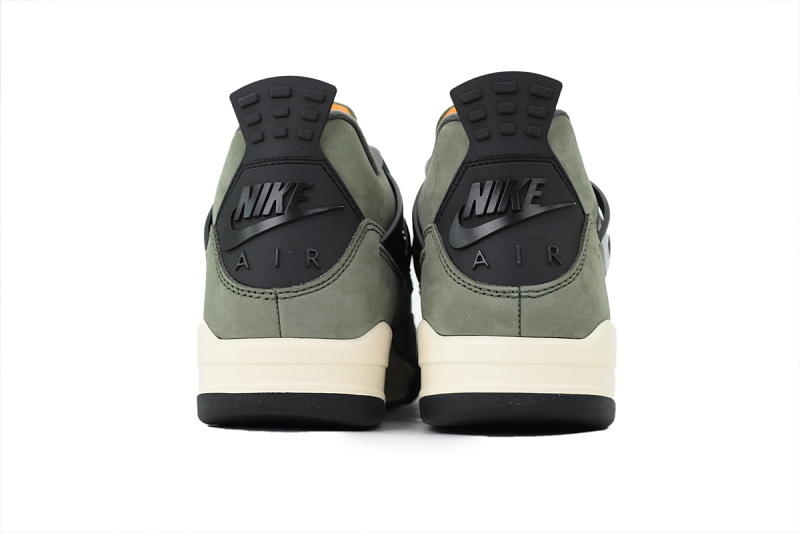 【DA5KZ】-56绿黑 KZ头层乔丹4代篮球鞋  IB1519-200 Undefeated x Air Jordan 4 Retro 2025