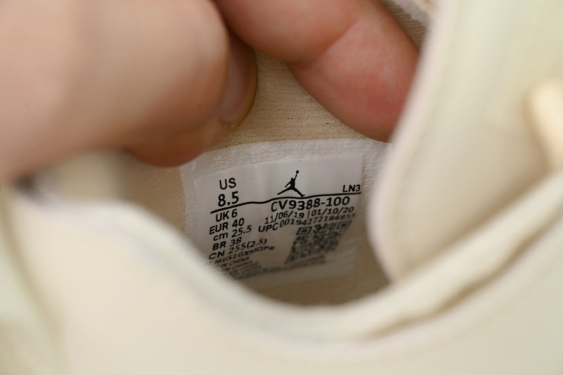 【CA9KZ】-5OW联名 KZ版乔丹4代篮球鞋  CV9388-100 OFF White x Air Jordan 4 Sail