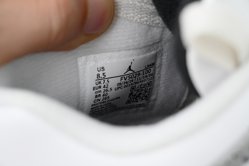 yupoo_341049_a65dfaae.jpg 【CA5KZ】-52白水泥复刻 KZ版乔丹4代篮球鞋 FV5029-100 Air Jordan 4 Retro OG 'White Cement'