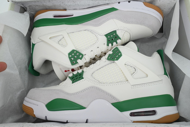yupoo_341215_d1f2b391.jpg 【CA5KZ】-25绿松石 KZ版乔丹4代篮球鞋 DR5415-103 Nike SB x Air Jordan 4 “Pine Green”Calaite