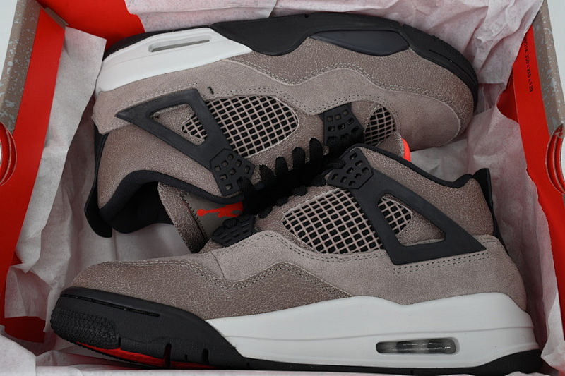 【CA5KZ】-21黑棕摩卡 KZ版乔丹4代篮球鞋  DB0732-200 Air Jordan 4 Retro Taupe Haze