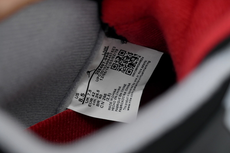 yupoo_342306_455ff82f.jpg 【CA0XH】黑红公牛 头层皮乔丹4代篮球鞋 308497-060 Air Jordan 4 Retro Bred