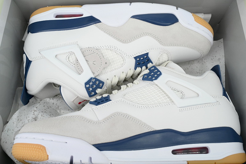 【CA0XH】白蓝SB 头层皮乔丹4代篮球鞋 DR5415-100 Nike SB x Air Jordan 4 Retro SP 'Navy'