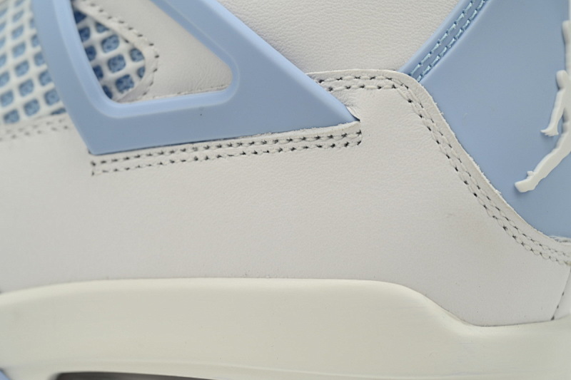 yupoo_342911_3ef21b3e.jpg 【CA0XH】白冰蓝 头层皮乔丹4代篮球鞋 HV0823-100 Air Jordan 4 Retro 'Forget Me Not'