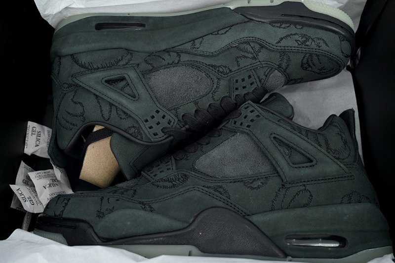 【EA0OG】XX黑 OG版本乔丹4代篮球鞋 930155-001 KAWS X Air Jordan 4 Retro Black