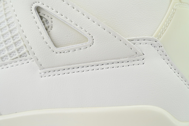 【BA7PB】米白金 本地版乔丹4代篮SB联名球鞋 AQ9129-170 Nike Air Jordan 4 WMNS "Sail"