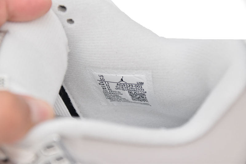 【DA0OG】银灰 OG版本乔丹4代篮球鞋 AQ9129-001 Air Jordan 4 WMNS “Frozen Moments”