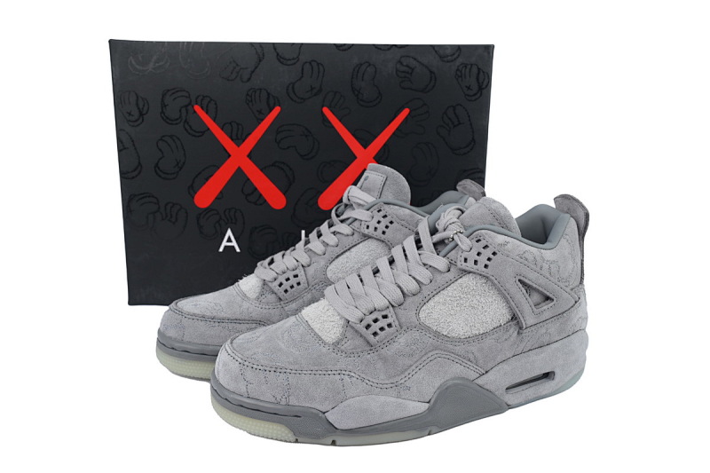 yupoo_344427_10ad1471.jpg 【DA1PB】KAWS灰 头层全麂皮乔丹4代篮球鞋 930155-003 KAWS X Air Jordan 4 Retro KAWS Grey
