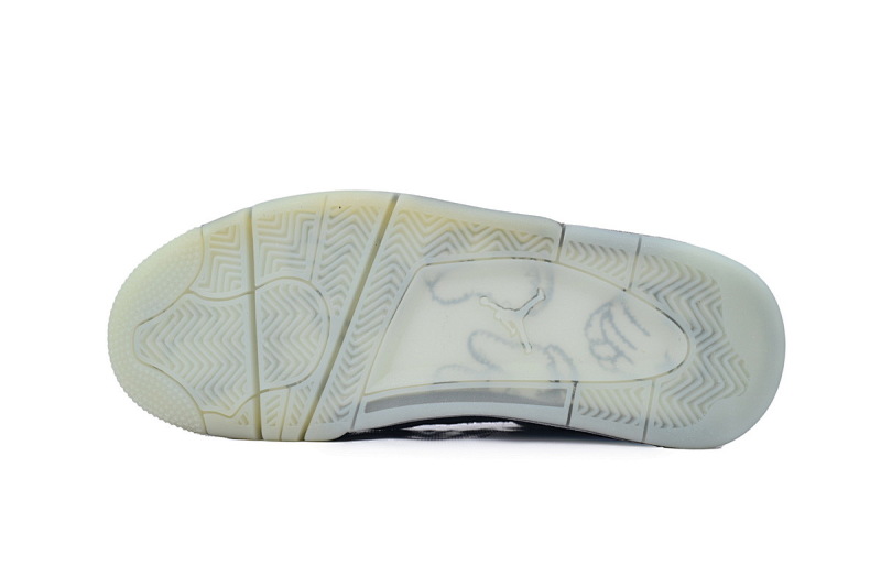 yupoo_344427_60a78a49.jpg 【DA1PB】KAWS灰 头层全麂皮乔丹4代篮球鞋 930155-003 KAWS X Air Jordan 4 Retro KAWS Grey