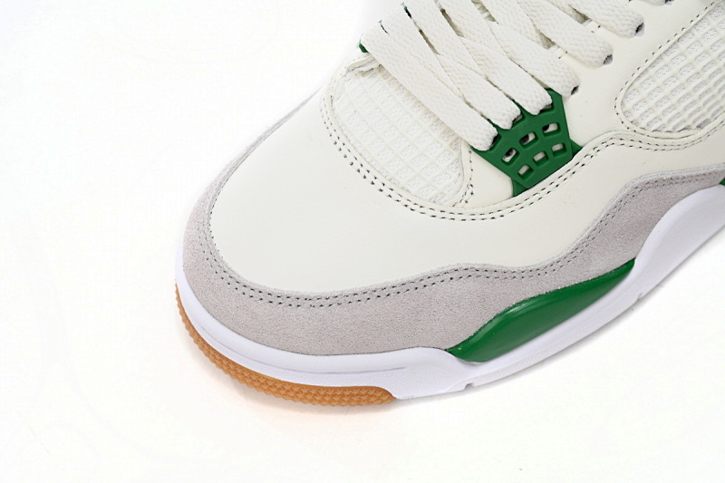 【CA0XH】SB联名 头层皮乔丹4代篮球鞋SB联名球鞋 DR5415-103 Nike SB x Air Jordan 4 “Pine Green”Calaite