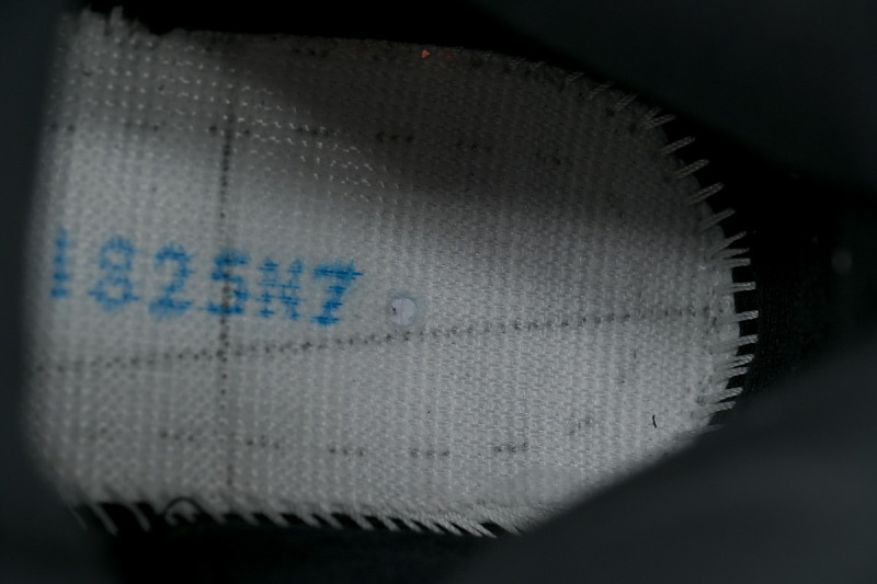 【CA3JN】万圣节 乔丹5代篮球鞋 HQ7978-001 Air Jordan 5 Retro 'Halloween'