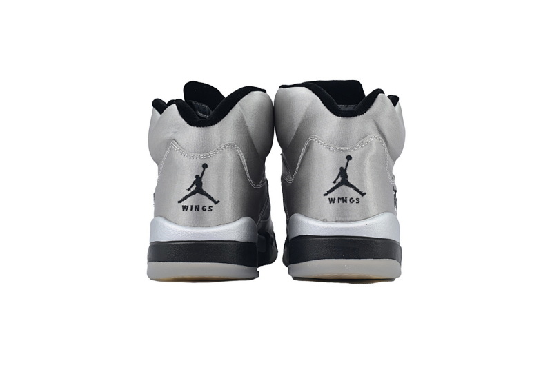 【CA3DJ】绸缎 乔丹5代篮球鞋 IO2038-001 Wmns Air Jordan 5 Retro 'Wings'