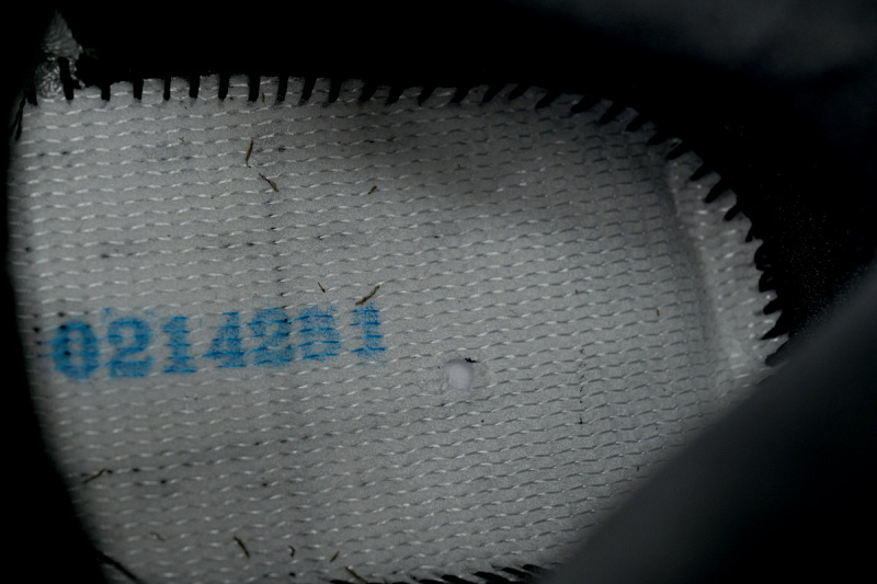 【CA3DJ】绸缎 乔丹5代篮球鞋 IO2038-001 Wmns Air Jordan 5 Retro 'Wings'