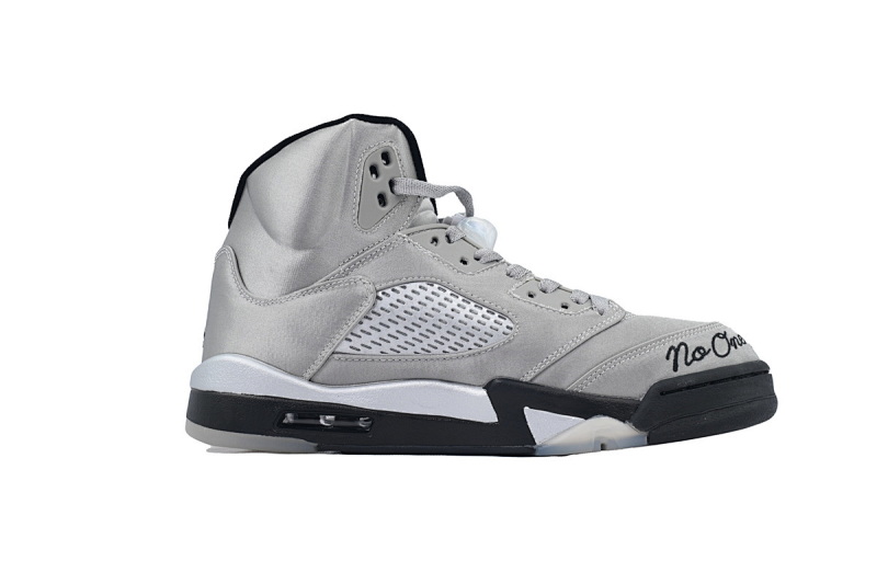 【CA3DJ】绸缎 乔丹5代篮球鞋 IO2038-001 Wmns Air Jordan 5 Retro 'Wings'