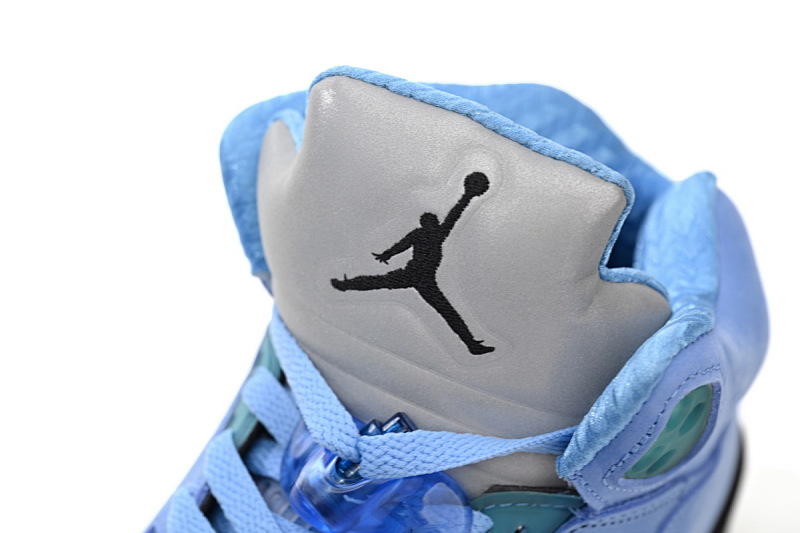 yupoo_346024_57bb7799.jpg 【DA0OG】AJ5北卡 OG版本乔丹5代篮球鞋 DV1310-401 Air Jordan 5 “UNC”