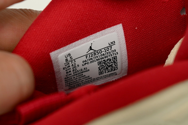 【DN7DJ】白金红 耐克 AJ8系列男士运动鞋 FJ2850-107 SoleFly x Air Jordan 8 “Mi Caca Es Su Casa”