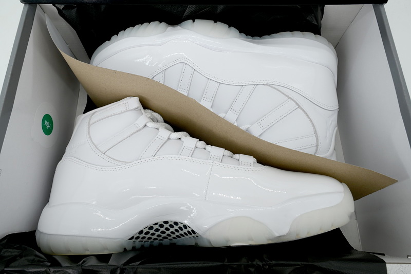 【EH5OG】白联名 OG版乔丹11代篮球运动鞋 IV7639-100 Comme des GarçOns x Air Jordan 11 Retro 'White'