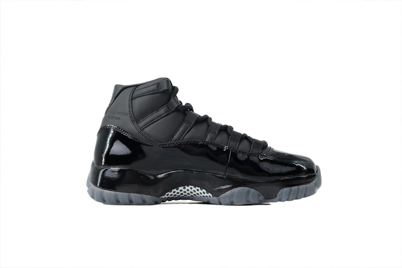 【DH0XP】全黑联名 XP版乔丹11代篮球运动鞋 IV7639-001 Comme des GarçOns x Air Jordan 11 Retro 'Black'