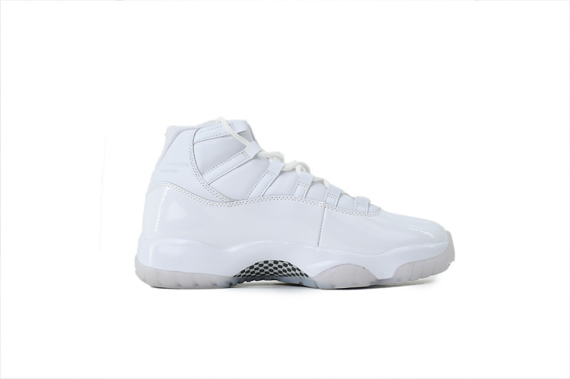 【DH0XP】CDG联名白 XP版乔丹11代篮球运动鞋 IV7639-100 Comme des GarçOns x Air Jordan 11 Retro 'White'
