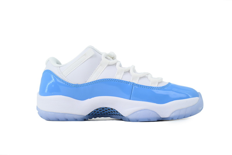 【BH3XH】复刻低北卡蓝  真碳头层乔丹11代篮球运动鞋  FV5104-100 Air Jordan 11 Retro Low 'UNC' 2026