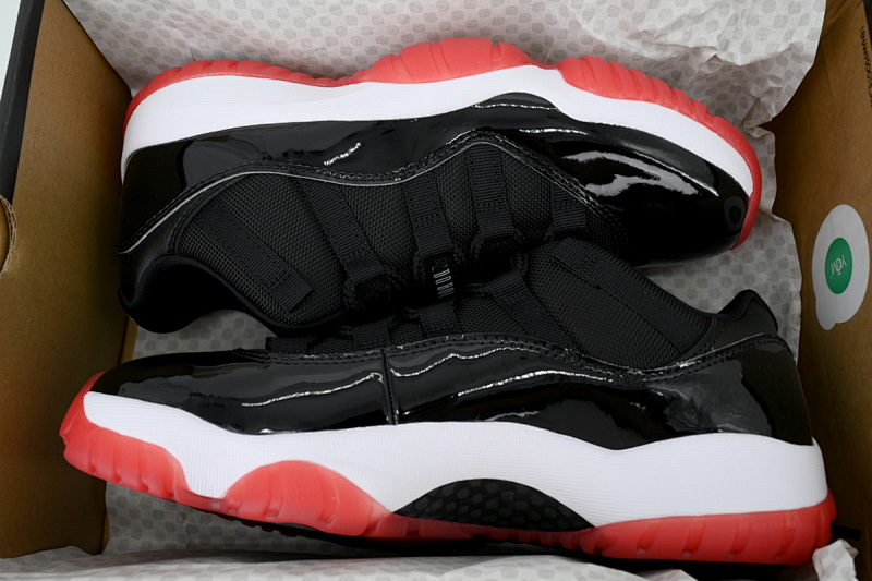 yupoo_349184_8ca9ee83.jpg 【DA3LR】低帮黑红 LJR版本乔丹11代 FV5104-006 Air Jordan 11 Retro Low 'Bred'