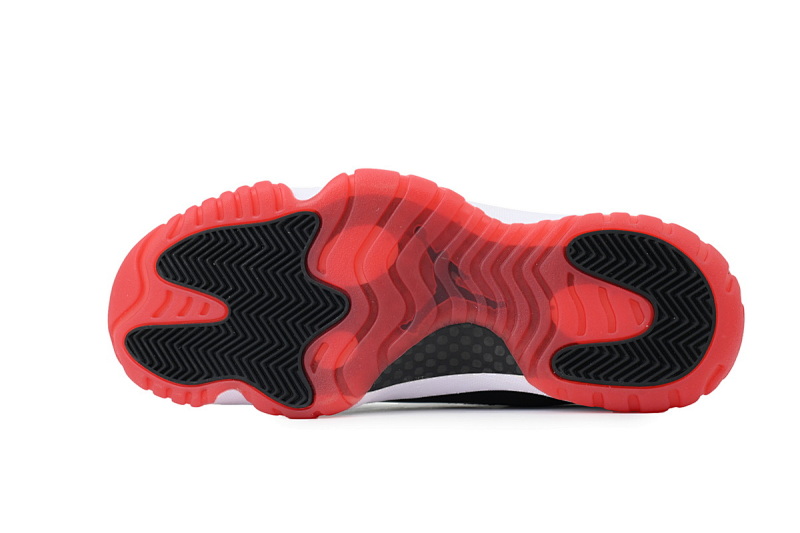 yupoo_349184_bbc2e713.jpg 【DA3LR】低帮黑红 LJR版本乔丹11代 FV5104-006 Air Jordan 11 Retro Low 'Bred'
