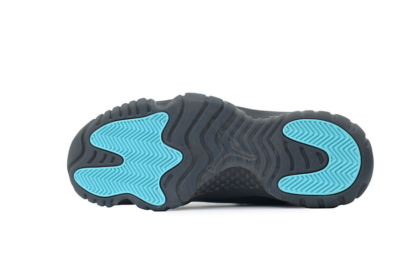 yupoo_349581_4a5d3da6.jpg 【CH1DJ】黑银 乔丹11代篮球鞋运动鞋 378037-006 Air Jordan 11 Retro 'Gamma Blue'