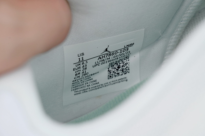 【DH0XP】低帮薄荷绿 XP版乔丹11代篮球运动鞋 AH7860-103  Air Jordan 11 Retro Low 'Igloo'