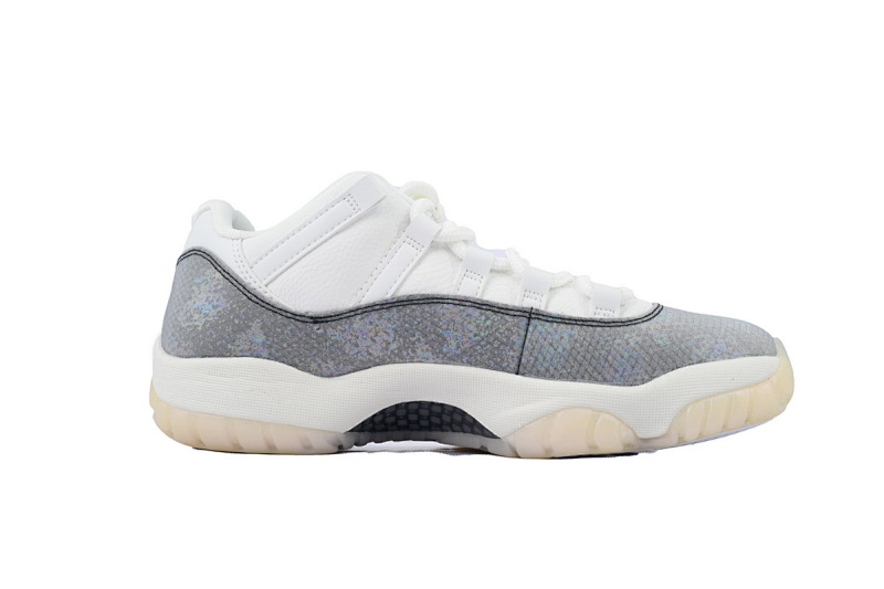【BH3XH】低帮蛇年限定 真碳头层乔丹11代篮球运动鞋 HQ7000-001 Air Jordan 11 Low “Snakeskin”
