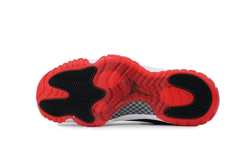 【BH3XH】低帮黑红 真碳头层乔丹11代篮球运动鞋 528895-012 Air Jordan 11 Retro Low Bred