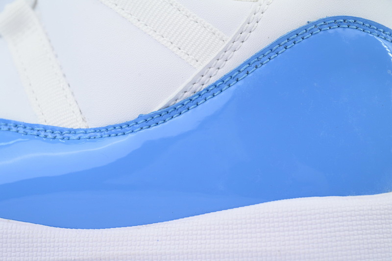 【BH3XH】低帮北卡蓝 真碳头层乔丹11代篮球运动鞋 528895-106 Air Jordan 11 Retro Low University Blue