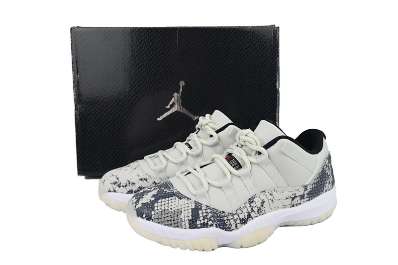 【BH3XH】低帮白蛇 真碳头层乔丹11代篮球运动鞋 CD6846-002 Air Jordan 11 Retro Low Light Bone Snakeskin