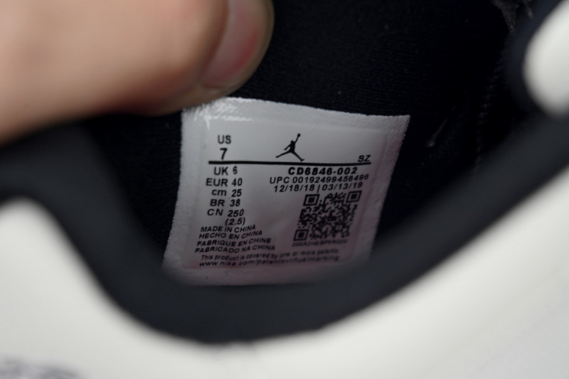 【BH3XH】低帮白蛇 真碳头层乔丹11代篮球运动鞋 CD6846-002 Air Jordan 11 Retro Low Light Bone Snakeskin