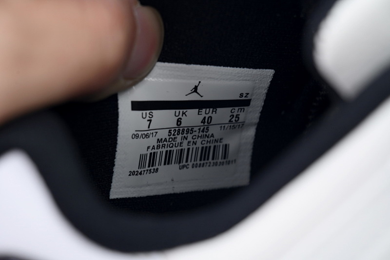 【BH3XH】低帮变色龙 真碳头层乔丹11代篮球运动鞋 528895-145 Air Jordan 11 Retro Low Emerald