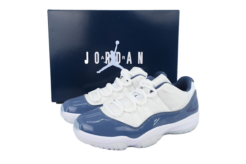 【BH3XH】低帮复古蓝 真碳头层乔丹11代篮球运动鞋 FV5104-104 Air Jordan 11 Low "Midnight Navy"