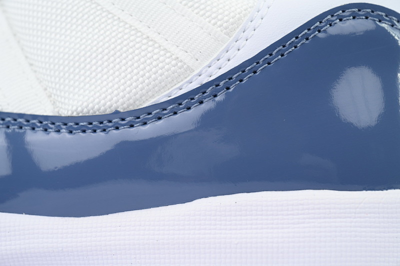 【BH3XH】低帮复古蓝 真碳头层乔丹11代篮球运动鞋 FV5104-104 Air Jordan 11 Low "Midnight Navy"