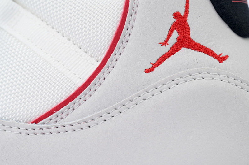 【BH3XH】高帮兔八哥 真碳头层乔丹11代篮球运动鞋 378037-016 Air Jordan 11 Retro Platinum Tint