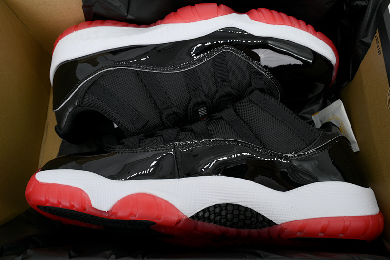 【BH3XH】复刻黑红低帮 真碳头层乔丹11代篮球运动鞋 FV5104-006 Air Jordan 11 Retro Low 'Bred'