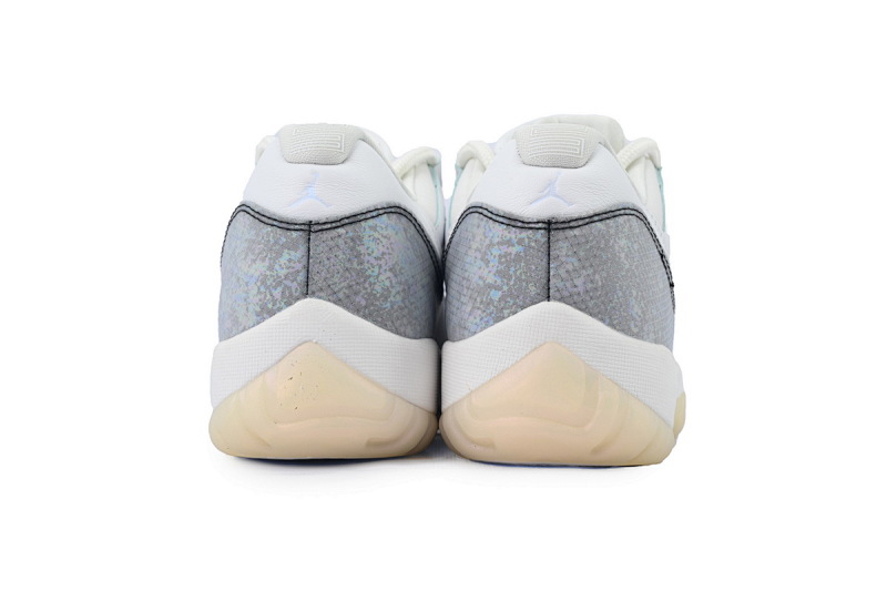 【DH0XP】蛇年彩喷 XP版乔丹11代篮球运动鞋 HQ7000-001 Air Jordan 11 Low “Snakeskin”