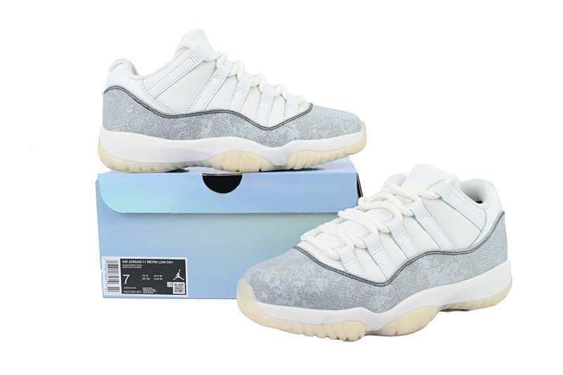 【DH0XP】蛇年彩喷 XP版乔丹11代篮球运动鞋 HQ7000-001 Air Jordan 11 Low “Snakeskin”