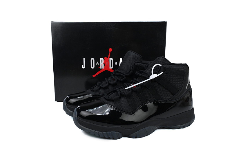 yupoo_350980_9804d9ba.jpg 【CH1DJ】黑武士复刻 乔丹11代篮球鞋运动鞋 378037-006 Air Jordan 11 Retro "Cap and Gown”